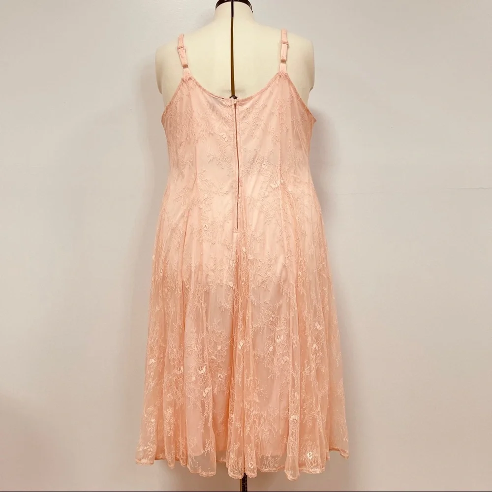 TORRID Romantic Peach Lace Trapeze Midi Dress 3X - Picture 6 of 10